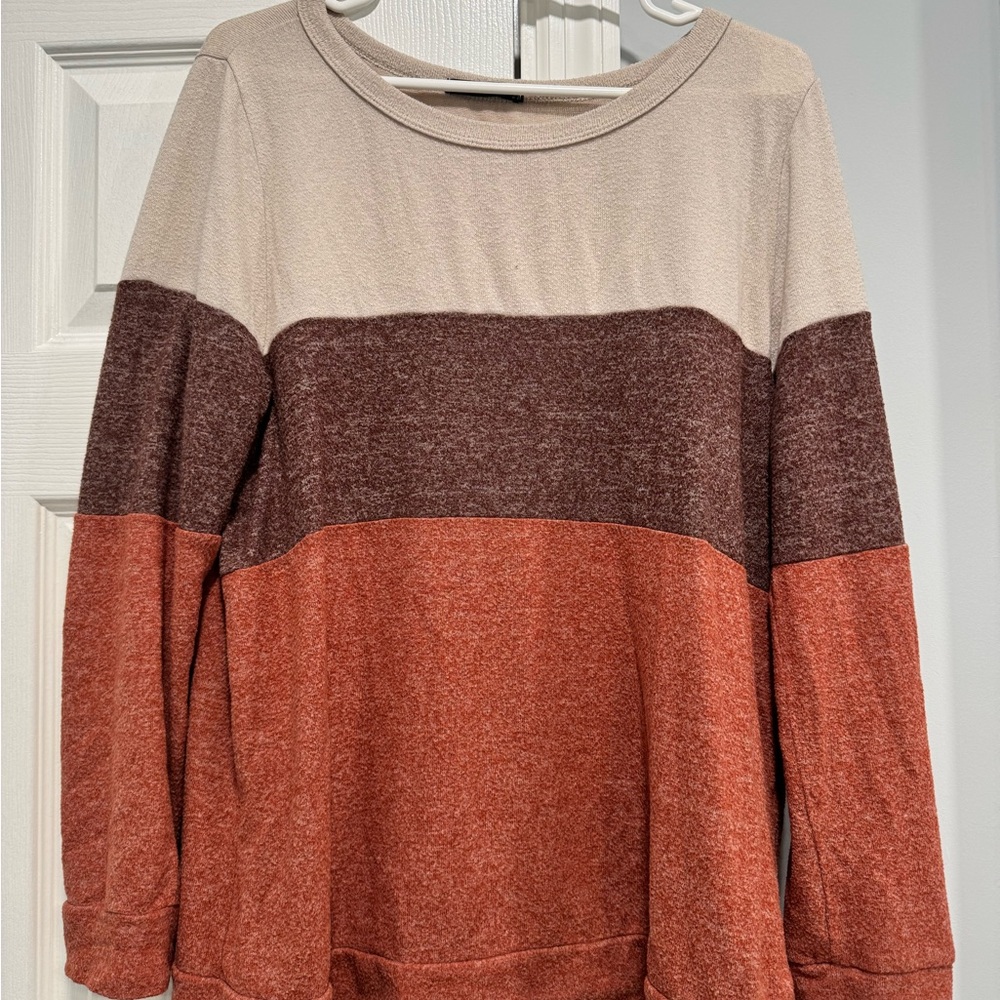 Pink Clover Colorblock Long Sleeve Knit Top | Neutral Rust Brown | Large Petite - Picture 2 of 3